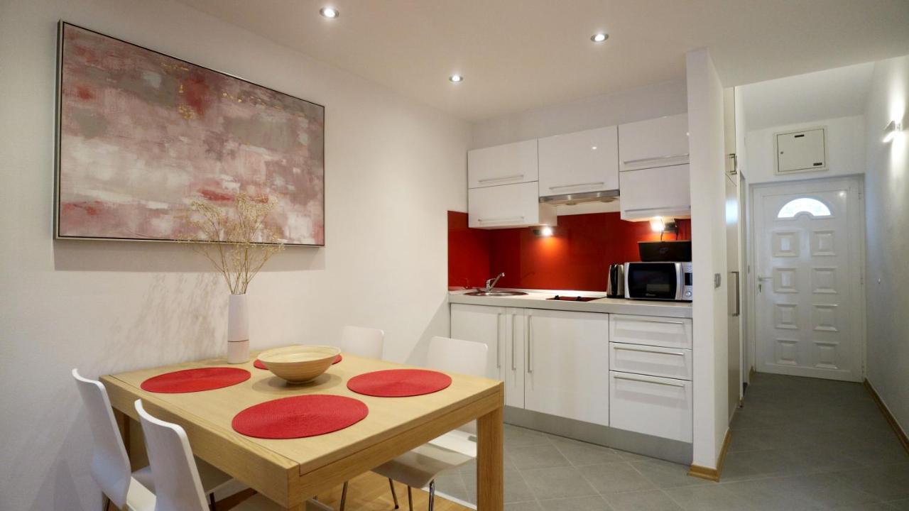 Apartment Ena - Lavica Podstrana Exteriör bild